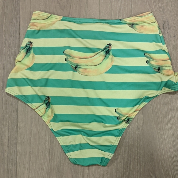 Mod Cloth banana print high rise bikini bottom - Picture 2 of 7